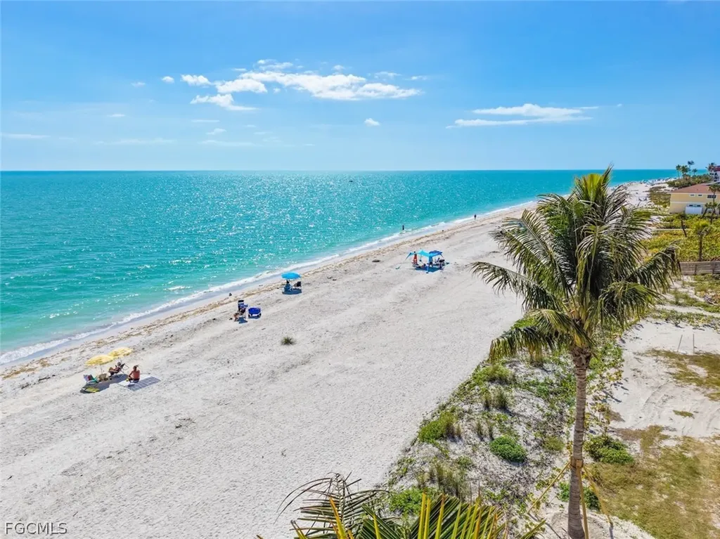 2265 W Gulf Drive Sanibel FL 33957