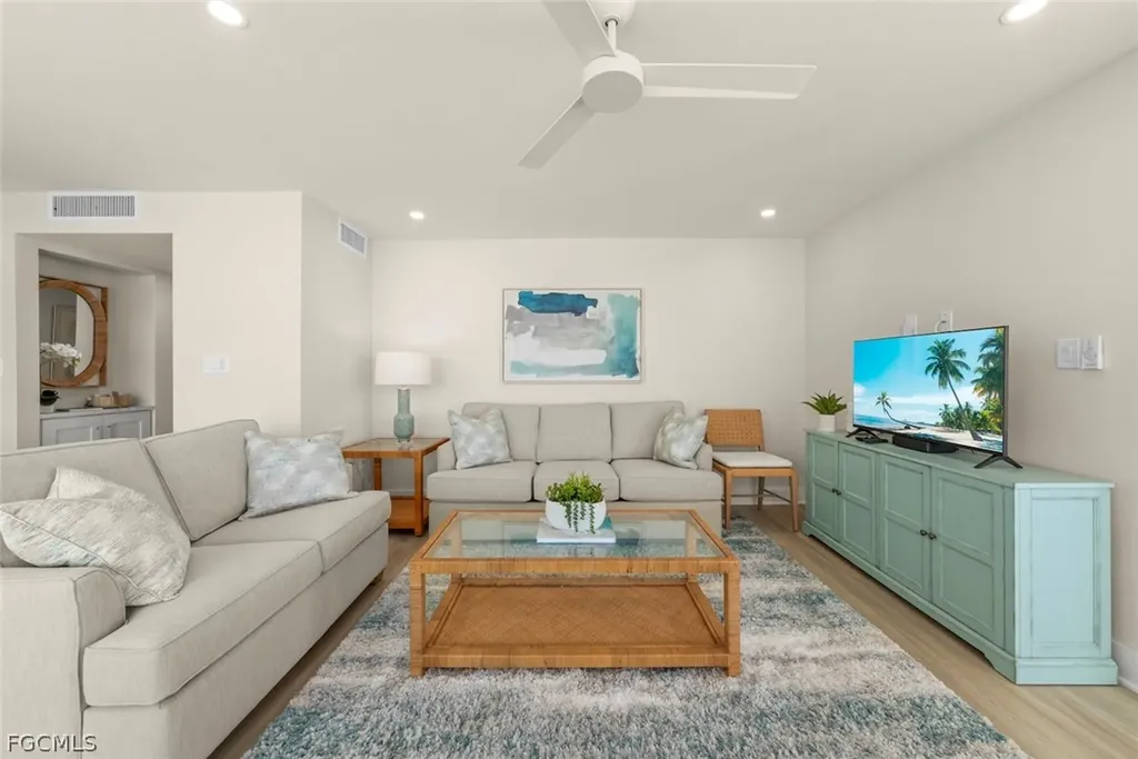 2265 W Gulf Drive Sanibel FL 33957