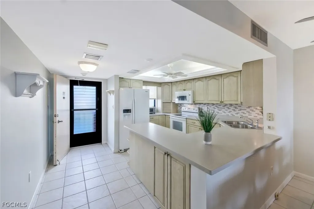 4280 SE 20th Place Cape Coral FL 33904