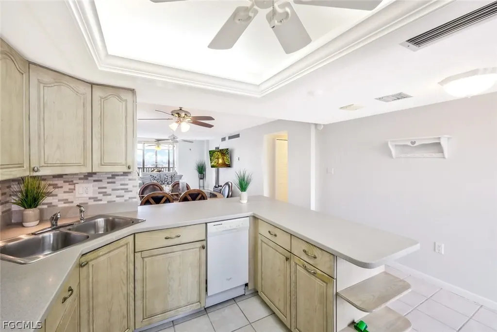 4280 SE 20th Place Cape Coral FL 33904