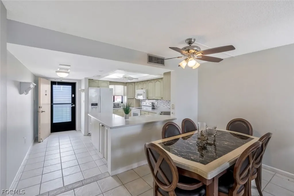4280 SE 20th Place Cape Coral FL 33904