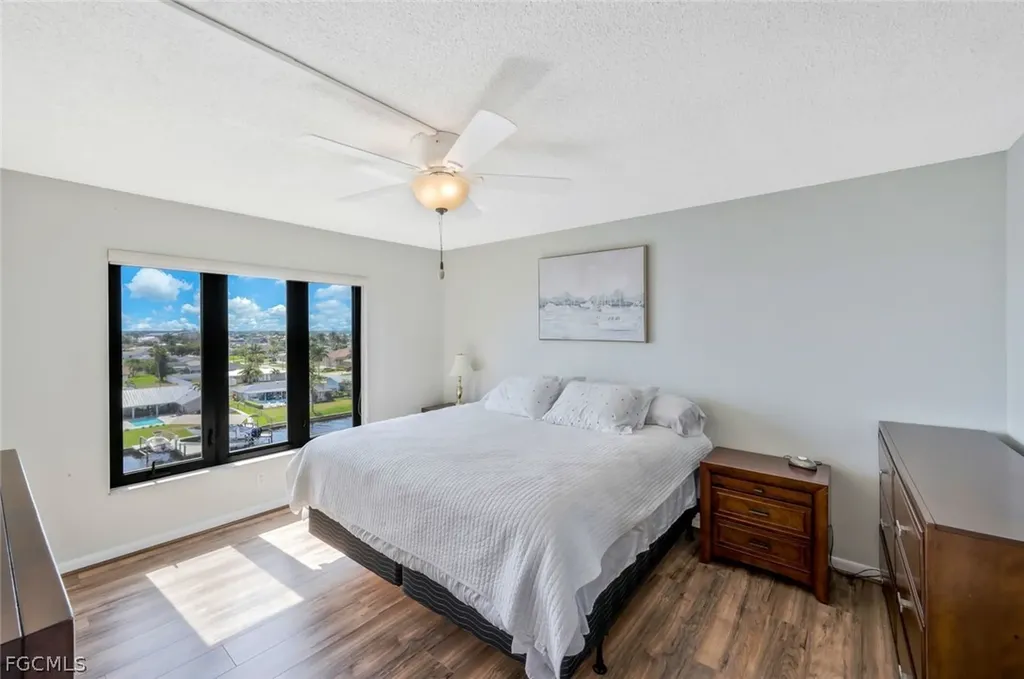 4280 SE 20th Place Cape Coral FL 33904
