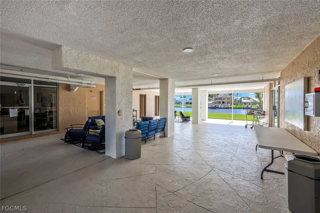 4280 SE 20th Place Cape Coral FL 33904
