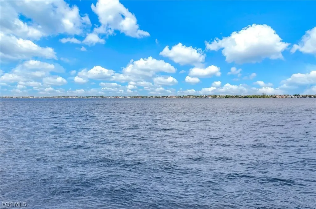 4280 SE 20th Place Cape Coral FL 33904