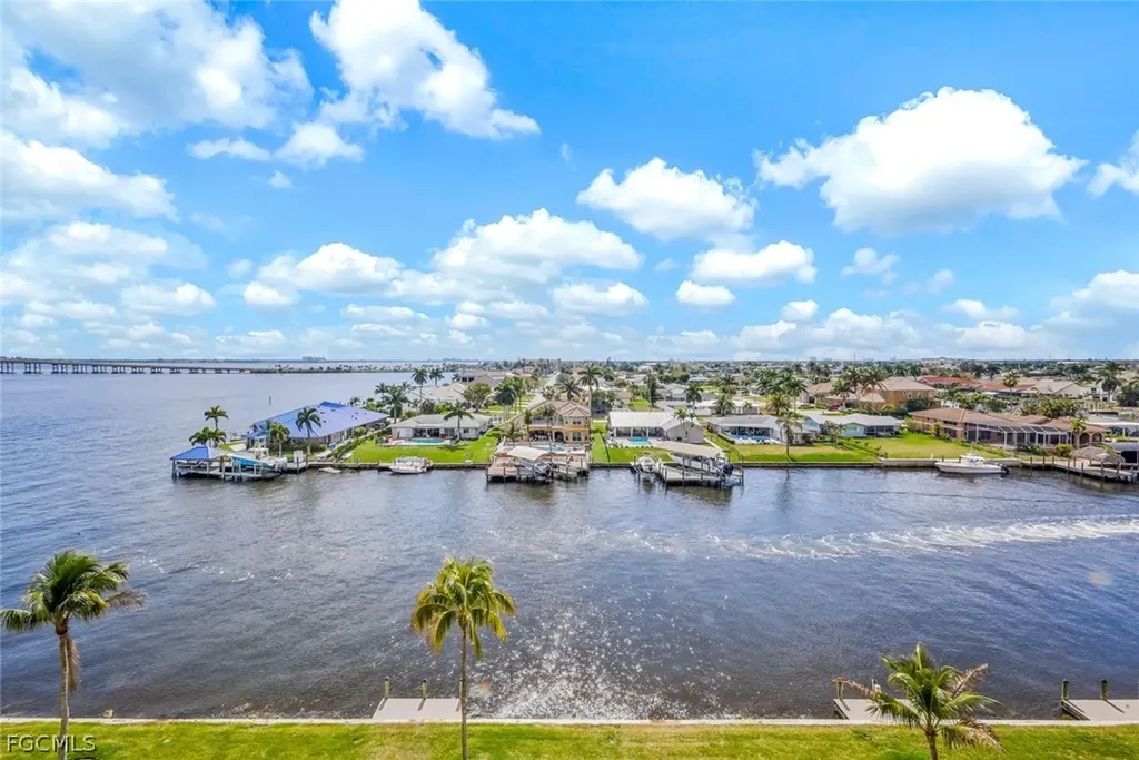 4280 SE 20th Place Cape Coral FL 33904
