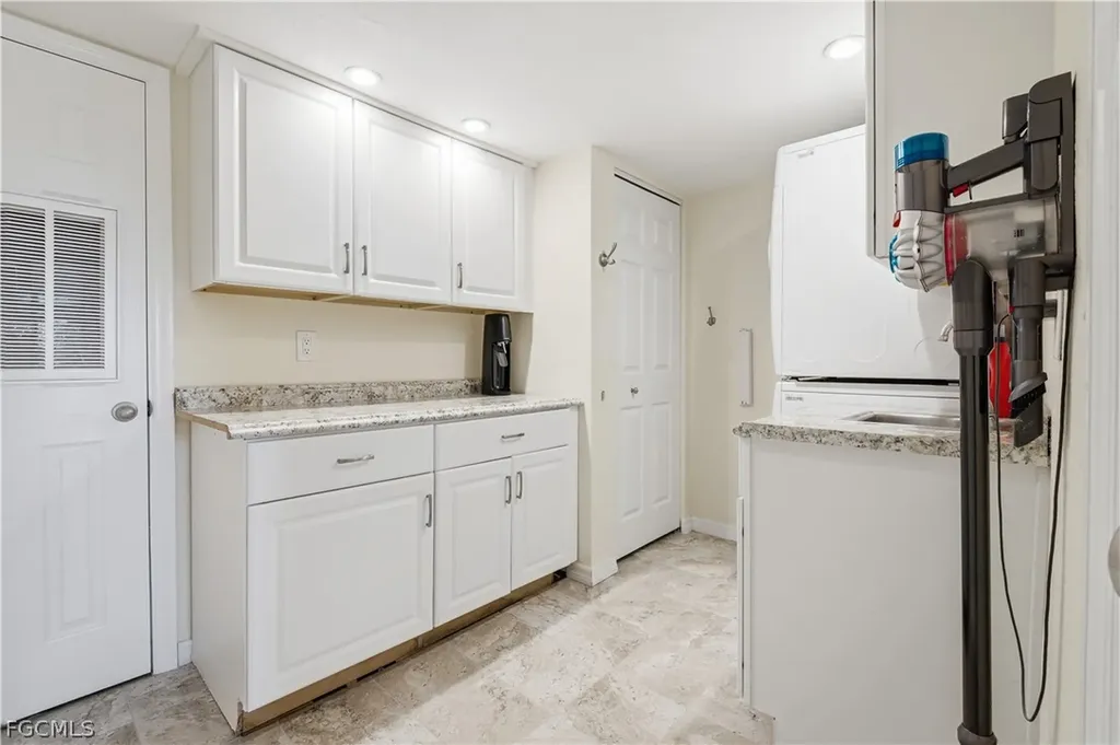 5121 Sunnybrook Court Cape Coral FL 33904