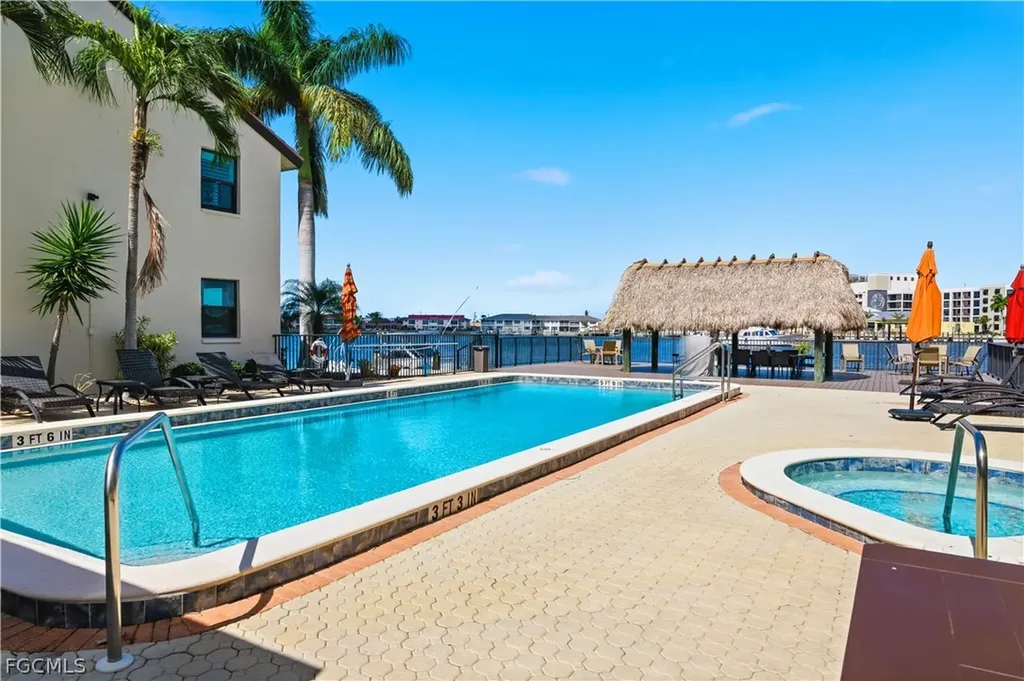 5121 Sunnybrook Court Cape Coral FL 33904