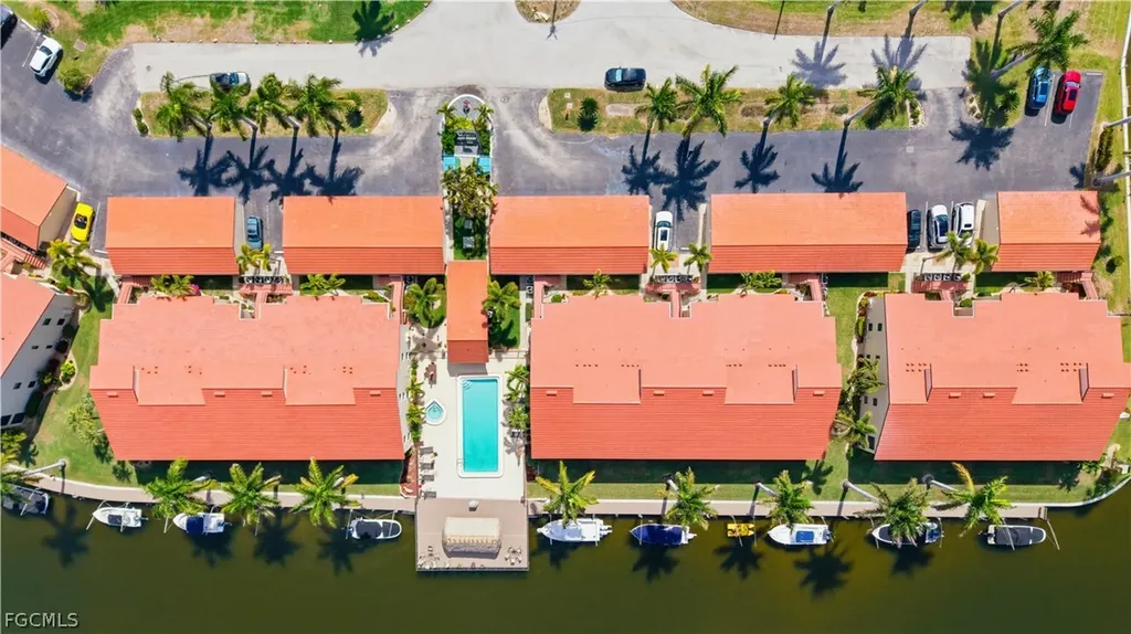 5121 Sunnybrook Court Cape Coral FL 33904