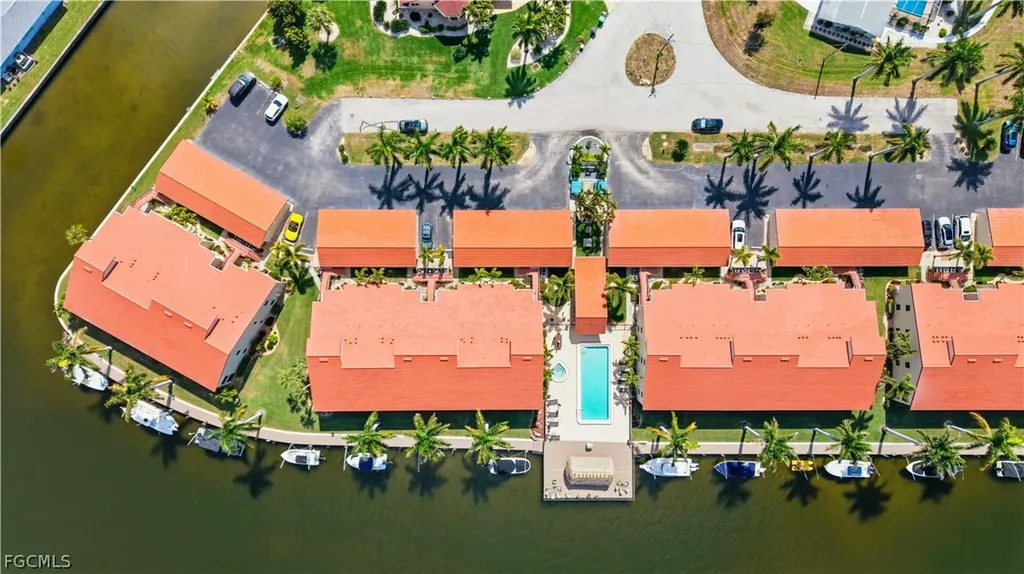 5121 Sunnybrook Court Cape Coral FL 33904