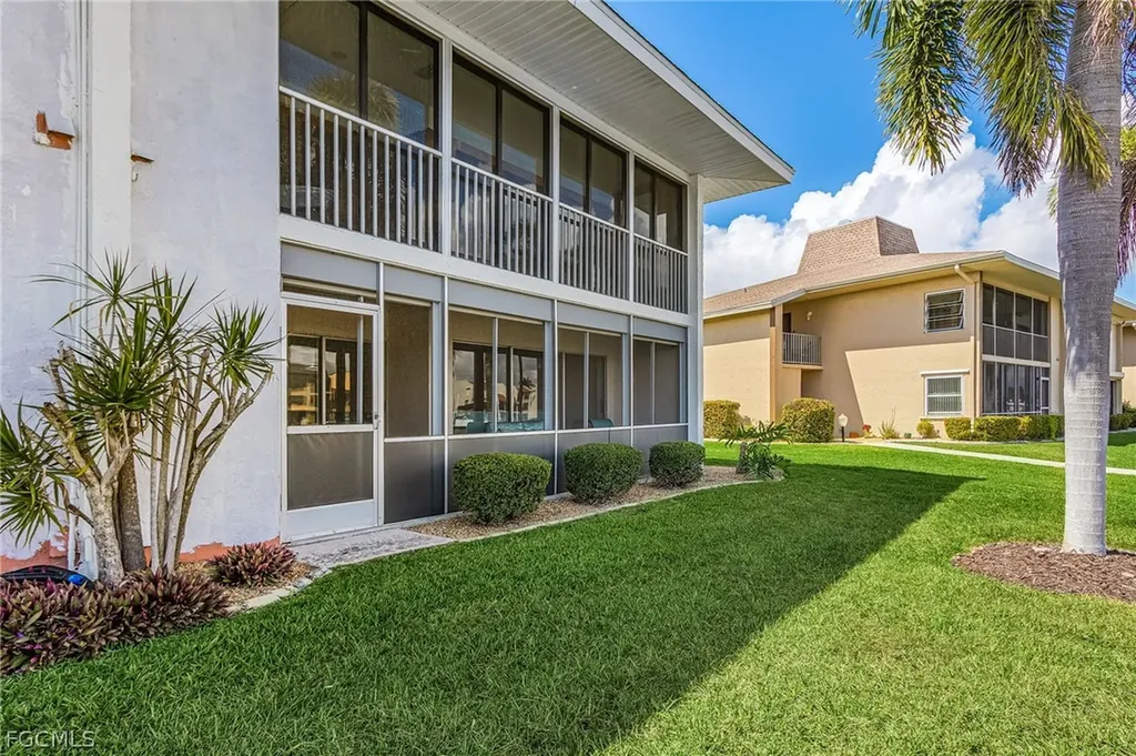Cape Coral FL, 4105 SE 19th Place, Unit 101