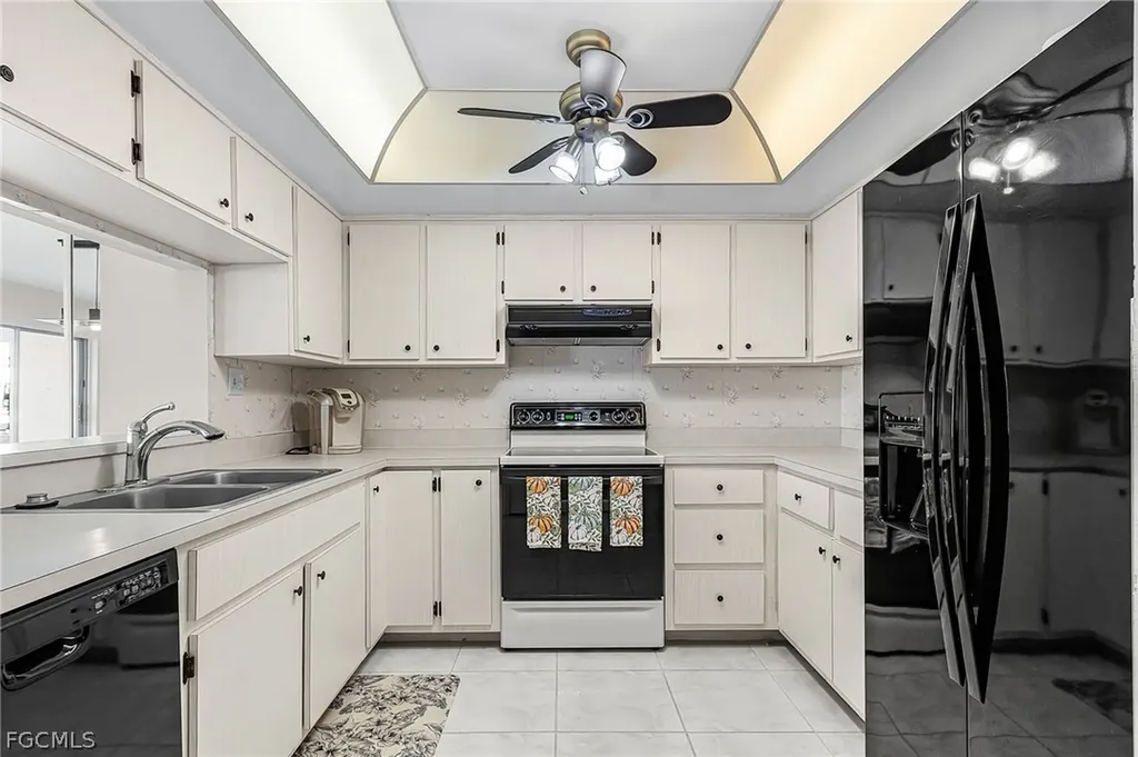 4105 SE 19th Place Cape Coral FL 33904