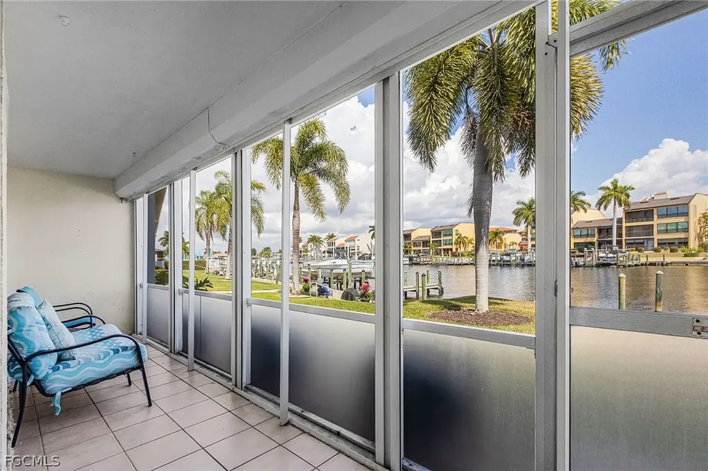 4105 SE 19th Place Cape Coral FL 33904