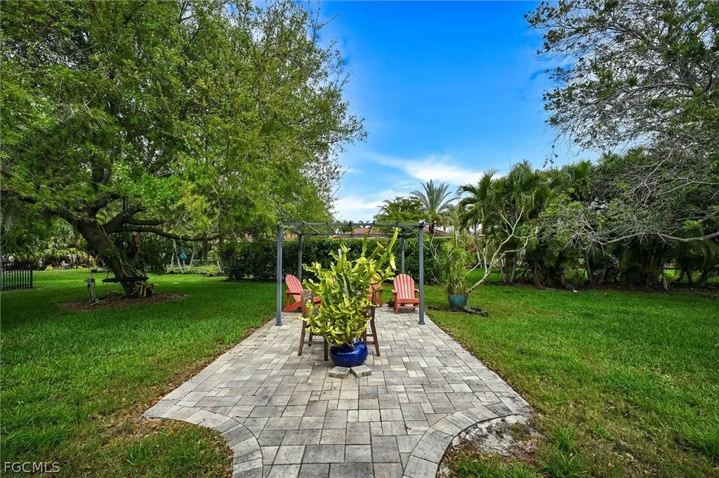 13070 Sail Away Street North Fort Myers FL 33903