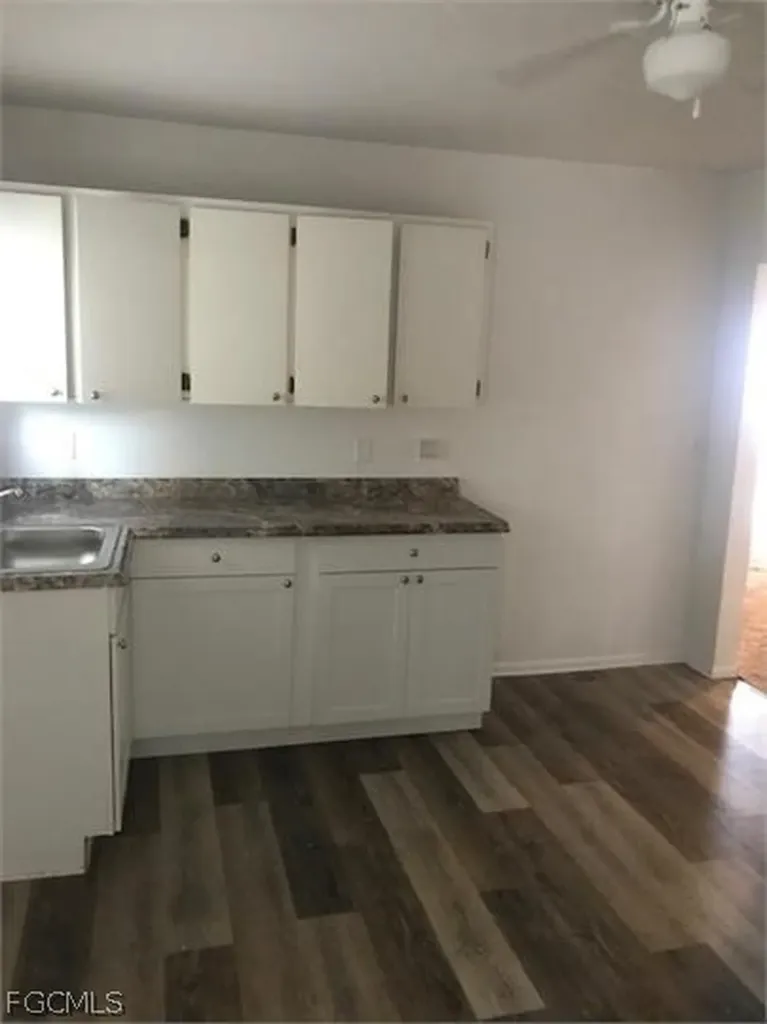 2304 Grand Avenue Fort Myers FL 33901