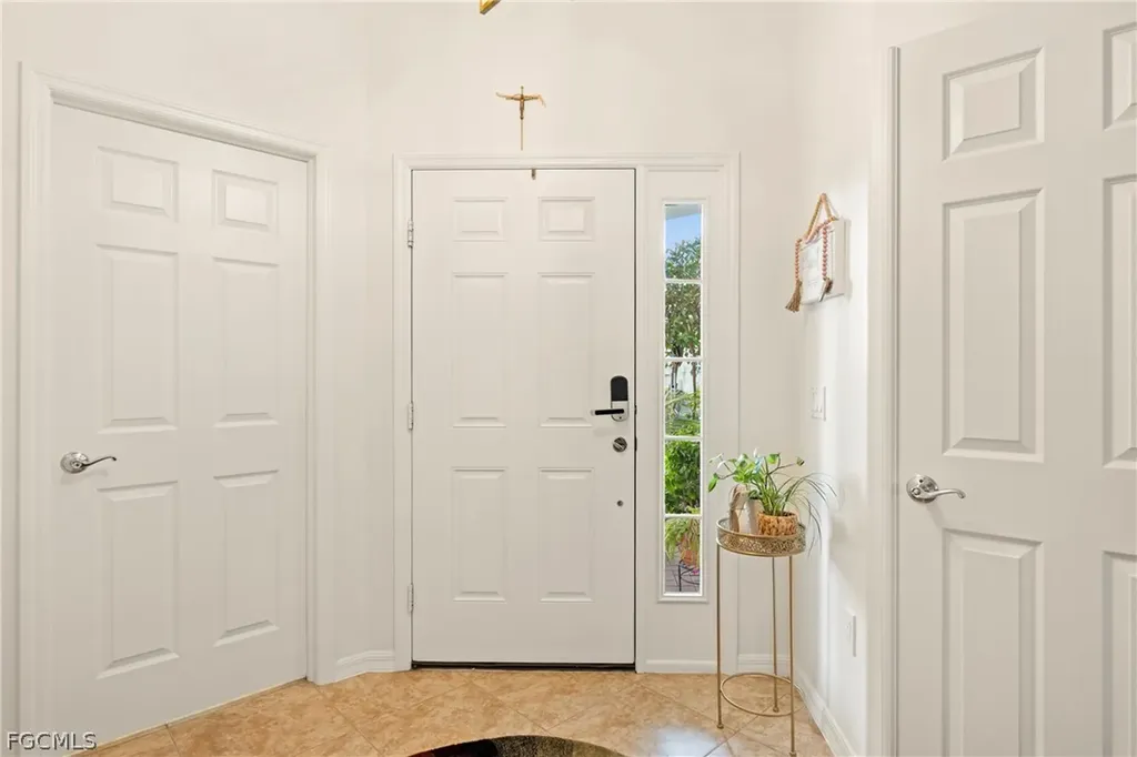 2535 Woodbourne Place Cape Coral FL 33991