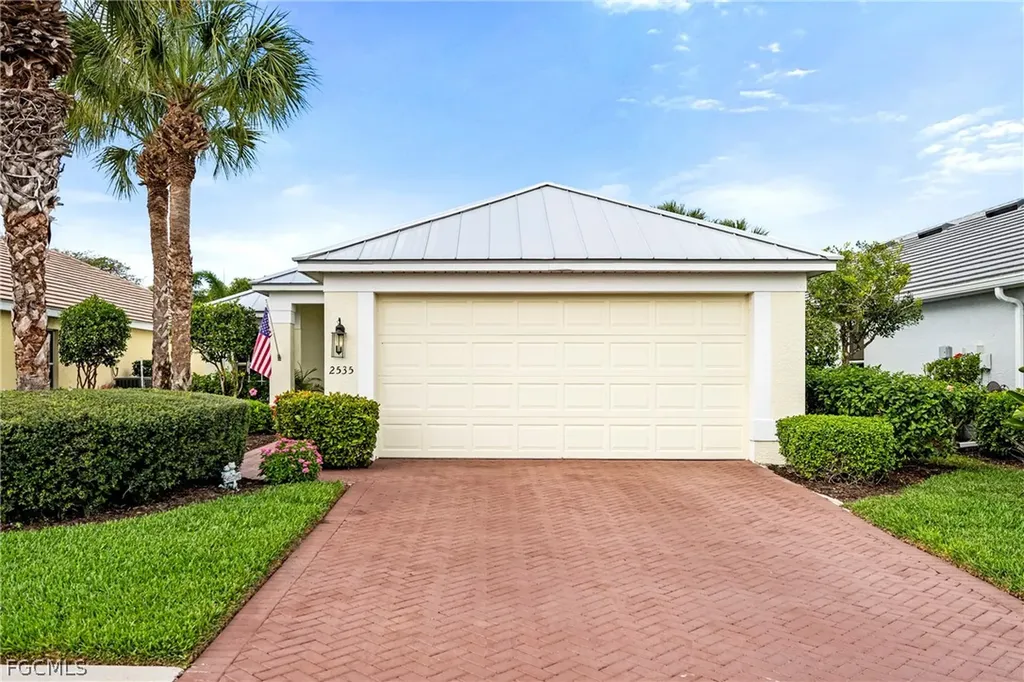 2535 Woodbourne Place Cape Coral FL 33991