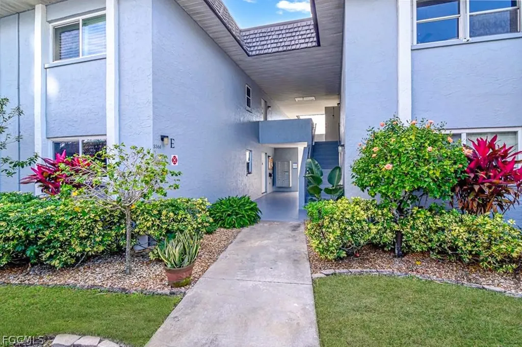 3366 N Key Drive North Fort Myers FL 33903