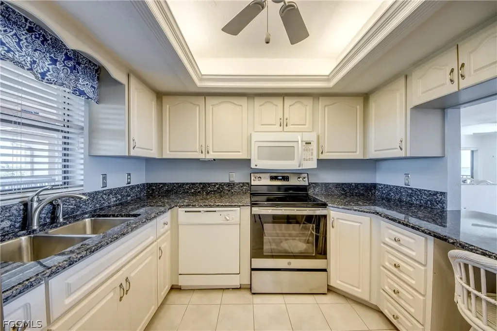 4013 SE 20th Place Cape Coral FL 33904