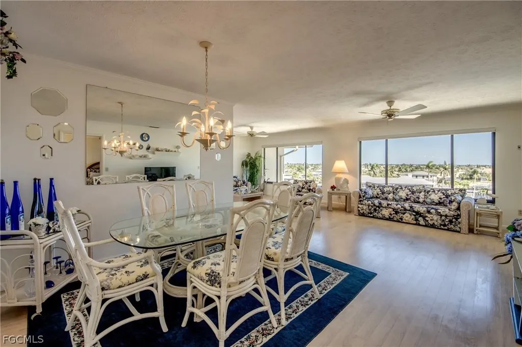 4013 SE 20th Place Cape Coral FL 33904