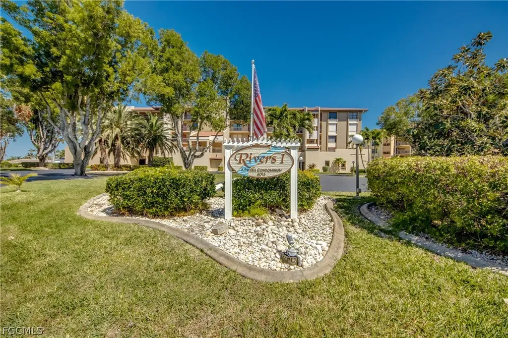 4013 SE 20th Place Cape Coral FL 33904