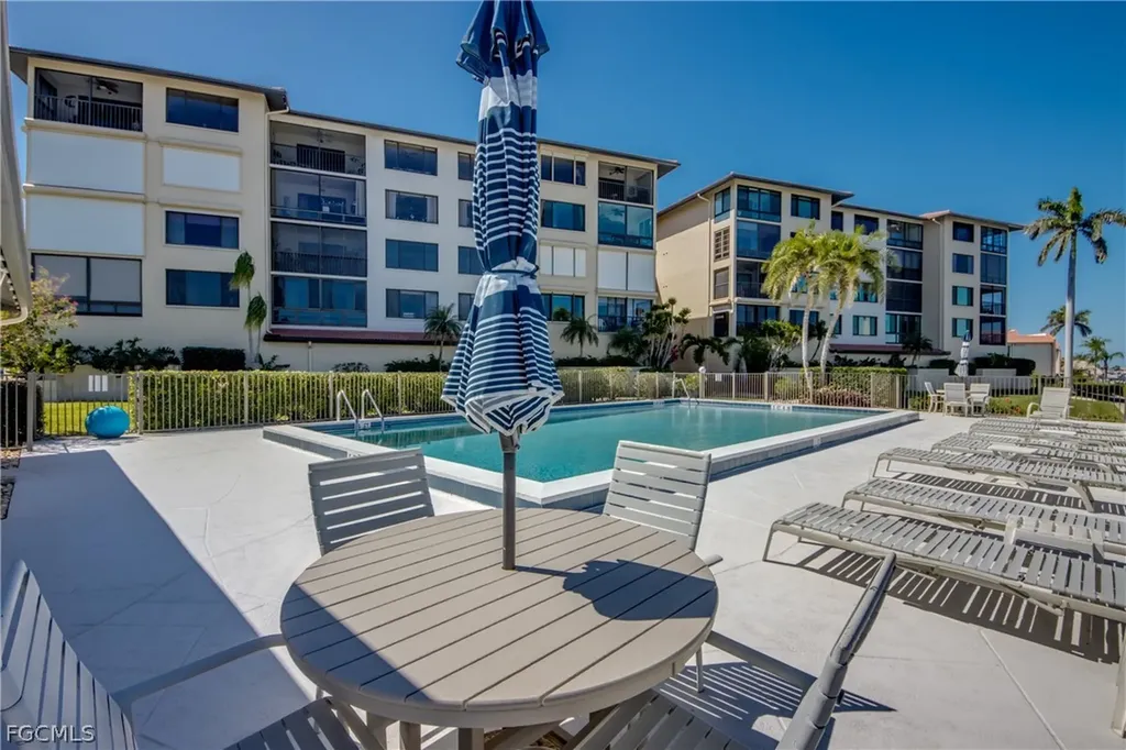 4013 SE 20th Place Cape Coral FL 33904