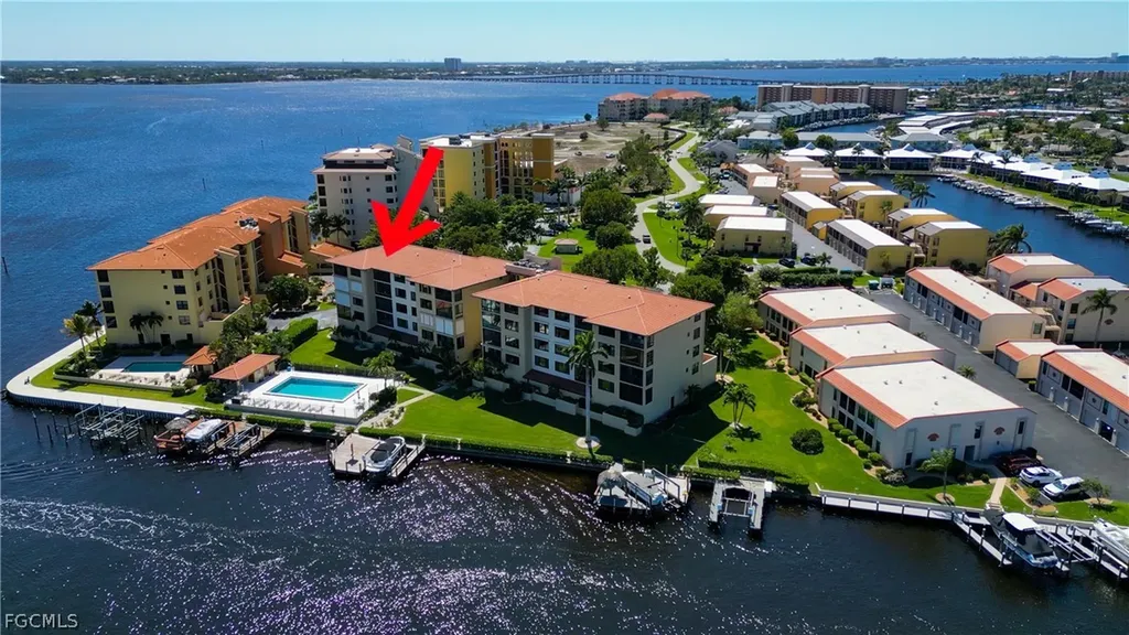 4013 SE 20th Place Cape Coral FL 33904