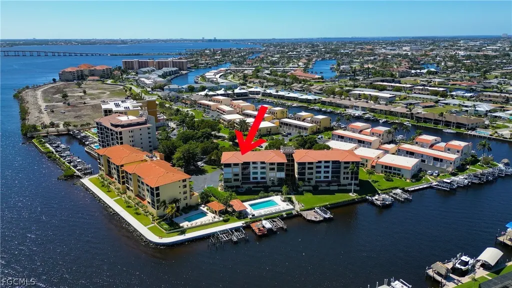 4013 SE 20th Place Cape Coral FL 33904