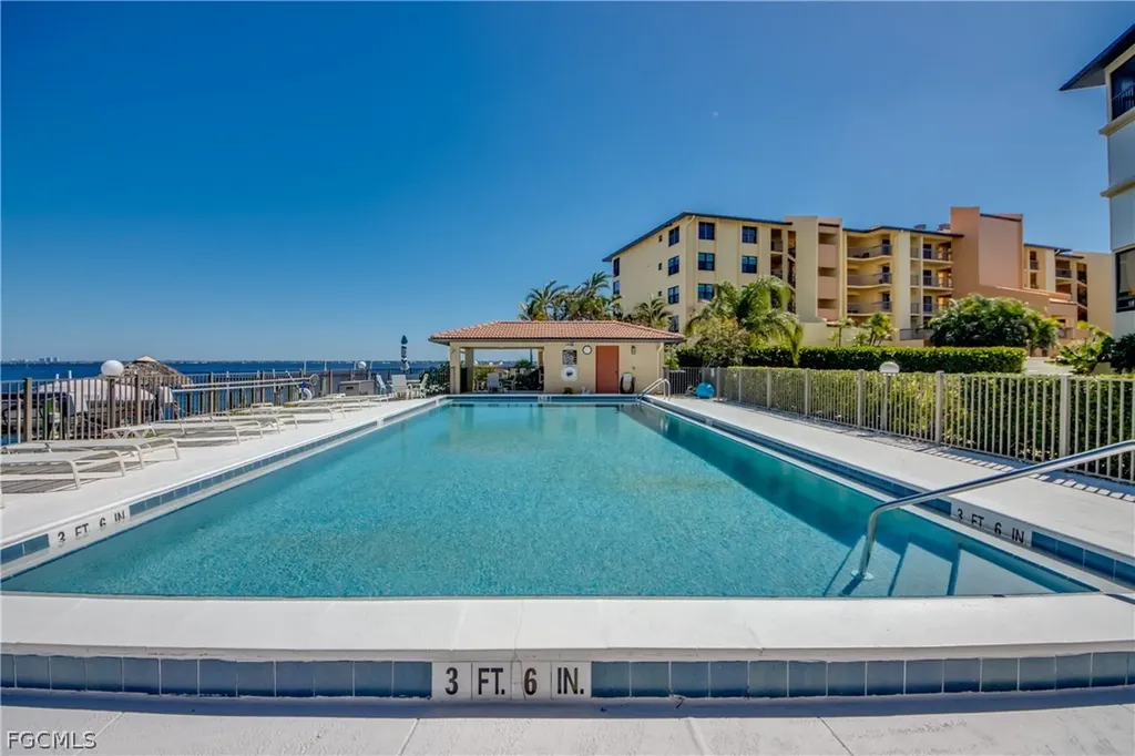 4013 SE 20th Place Cape Coral FL 33904