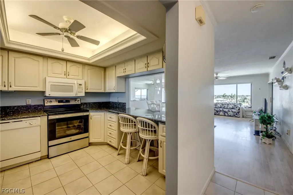 4013 SE 20th Place Cape Coral FL 33904