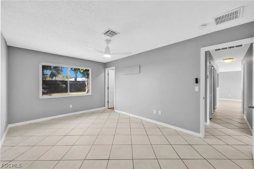 1391 Sourwood Court North Fort Myers FL 33917