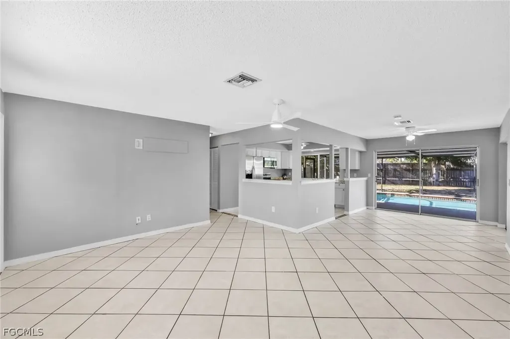 1391 Sourwood Court North Fort Myers FL 33917