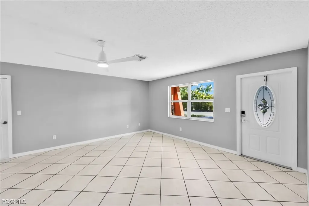 1391 Sourwood Court North Fort Myers FL 33917