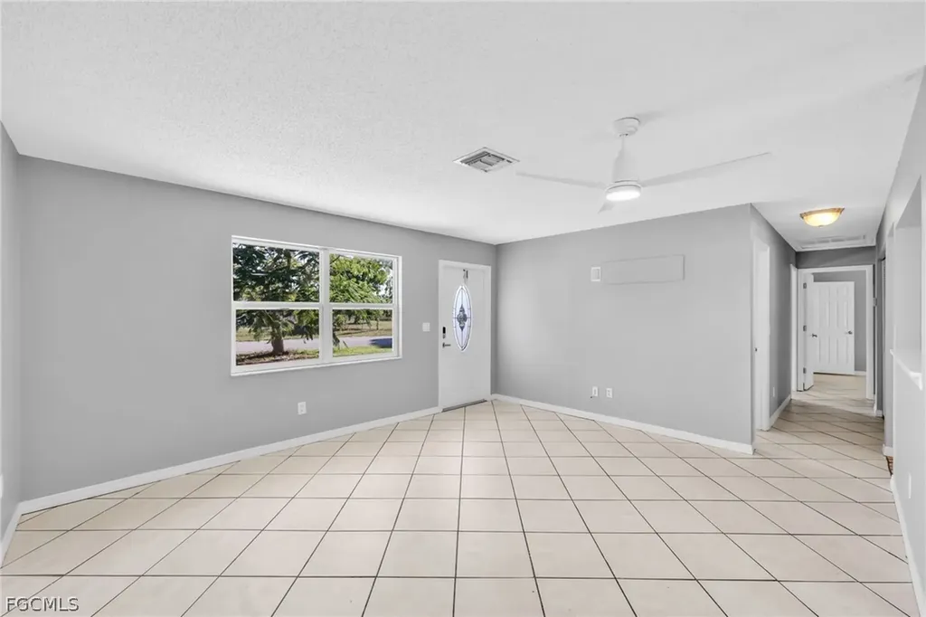 1391 Sourwood Court North Fort Myers FL 33917