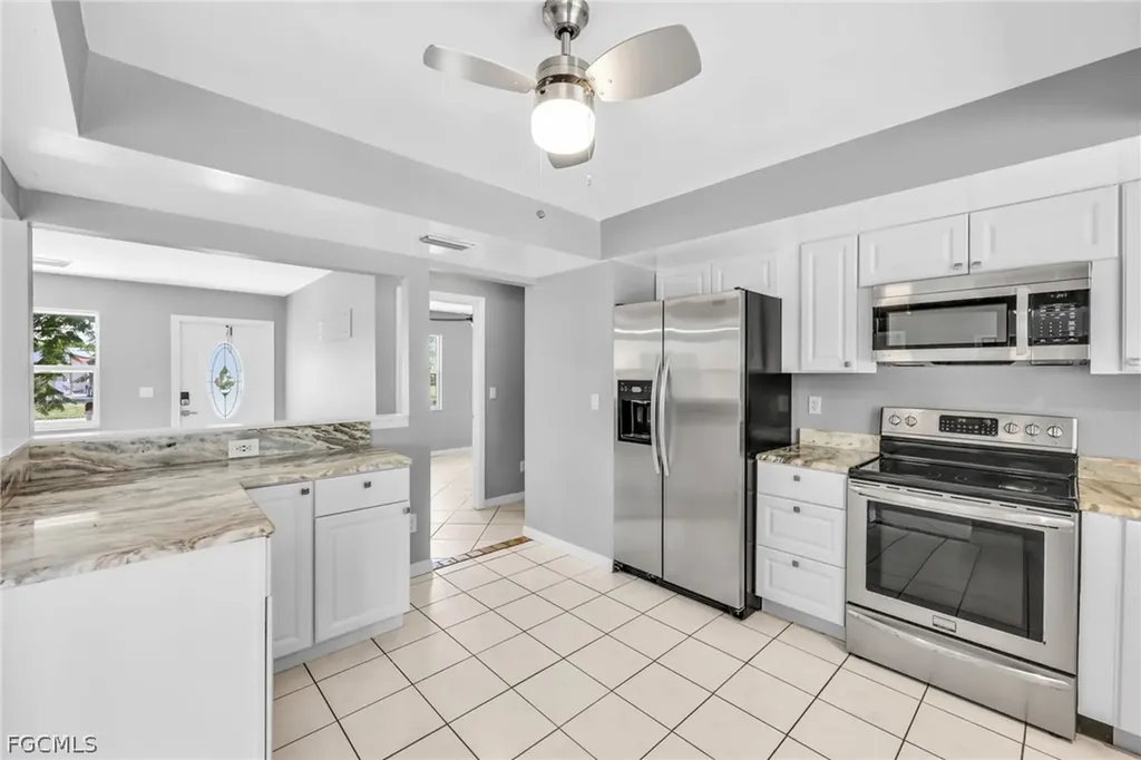1391 Sourwood Court North Fort Myers FL 33917