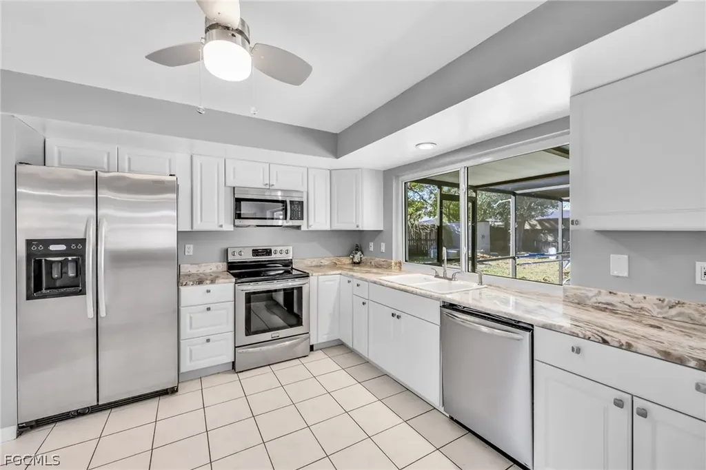 1391 Sourwood Court North Fort Myers FL 33917