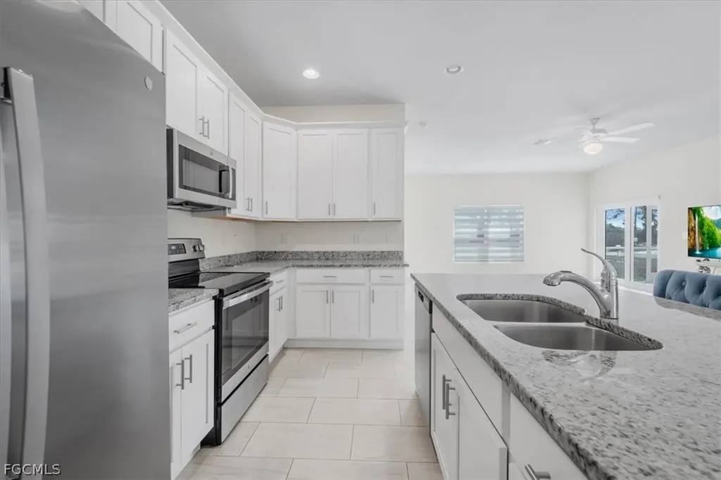 6040 Kumquat Circle Labelle FL 33935