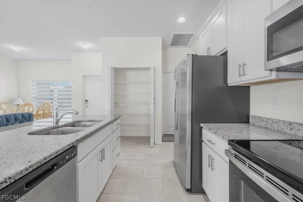 6040 Kumquat Circle Labelle FL 33935