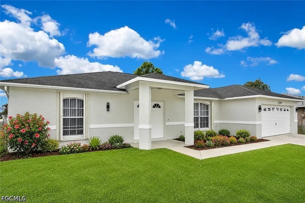 530 Peerless Circle Lehigh Acres FL 33974