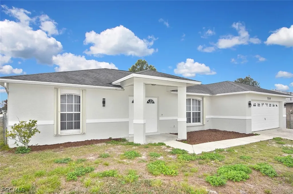 530 Peerless Circle Lehigh Acres FL 33974