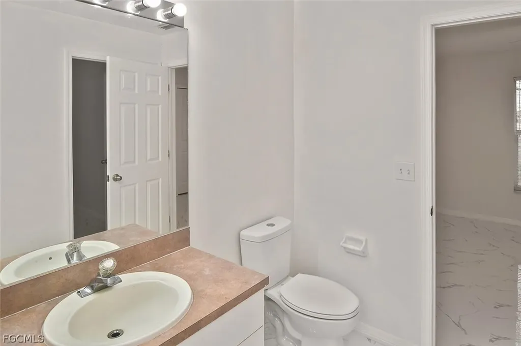 530 Peerless Circle Lehigh Acres FL 33974