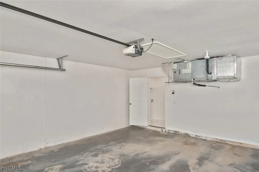 530 Peerless Circle Lehigh Acres FL 33974