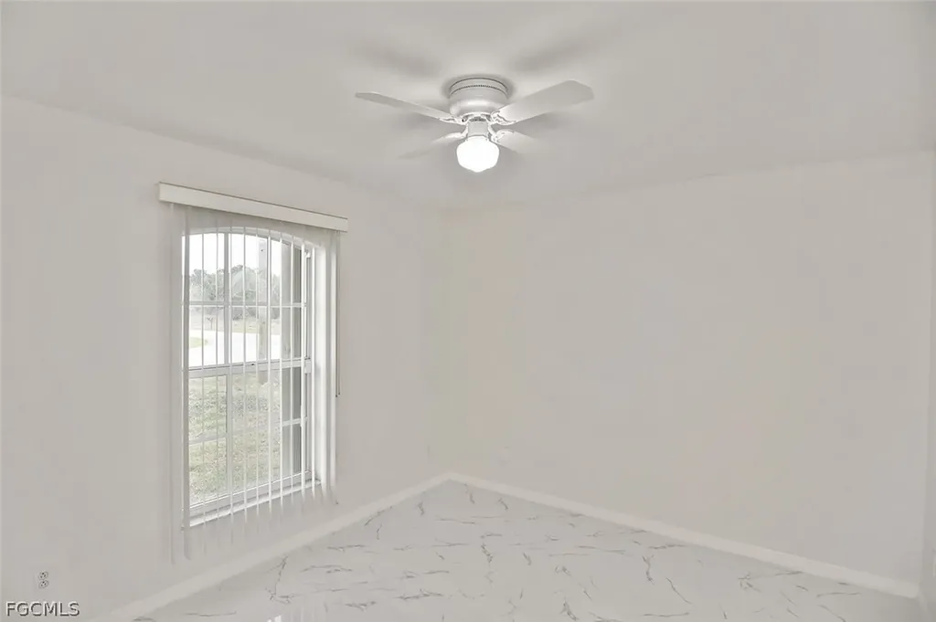 530 Peerless Circle Lehigh Acres FL 33974