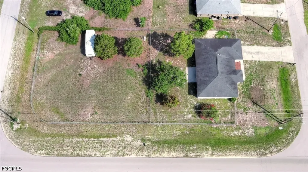 530 Peerless Circle Lehigh Acres FL 33974