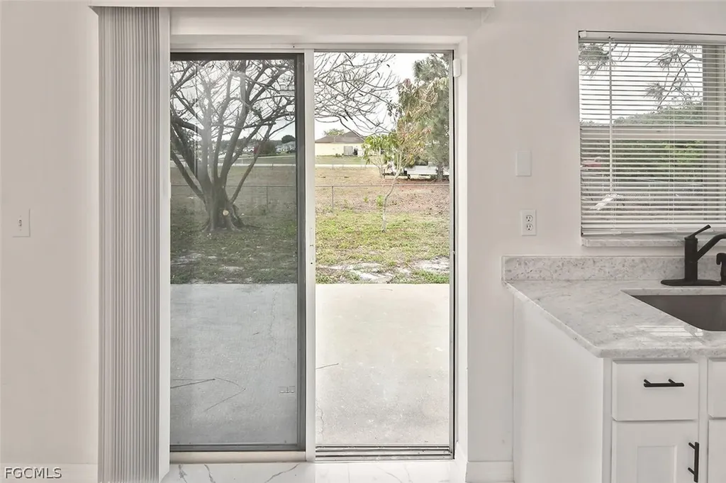 530 Peerless Circle Lehigh Acres FL 33974