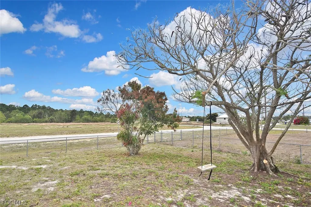 530 Peerless Circle Lehigh Acres FL 33974