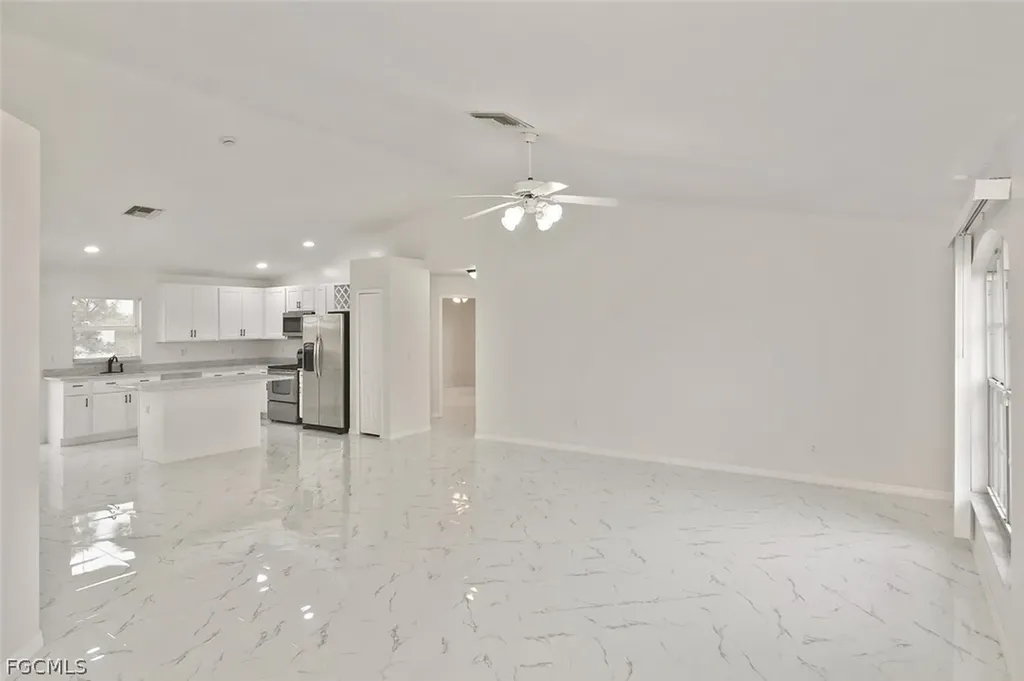 530 Peerless Circle Lehigh Acres FL 33974