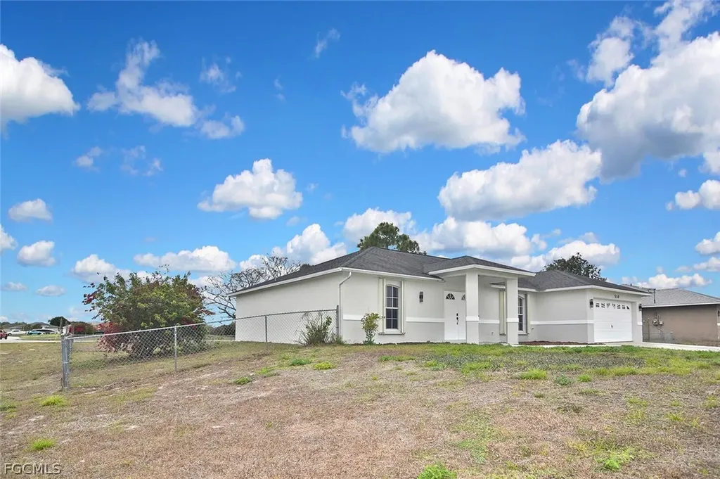 530 Peerless Circle Lehigh Acres FL 33974