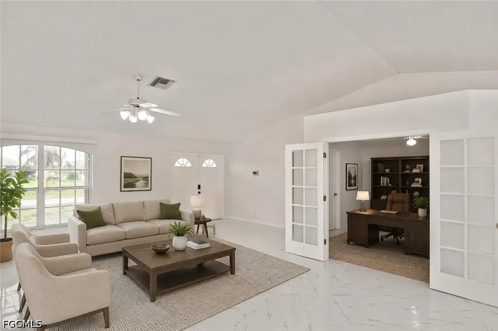 530 Peerless Circle Lehigh Acres FL 33974