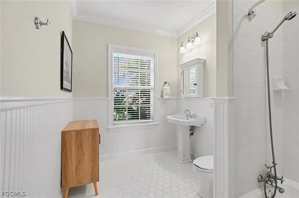 23150 N River Road Alva FL 33920