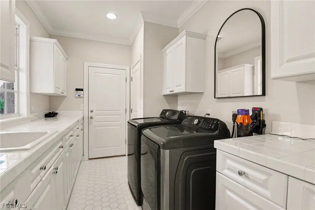 23150 N River Road Alva FL 33920